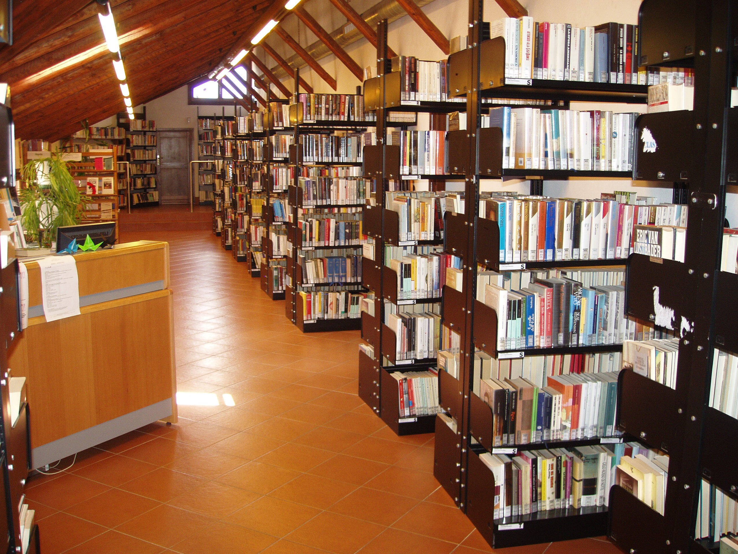 Biblioteca_Barzio
